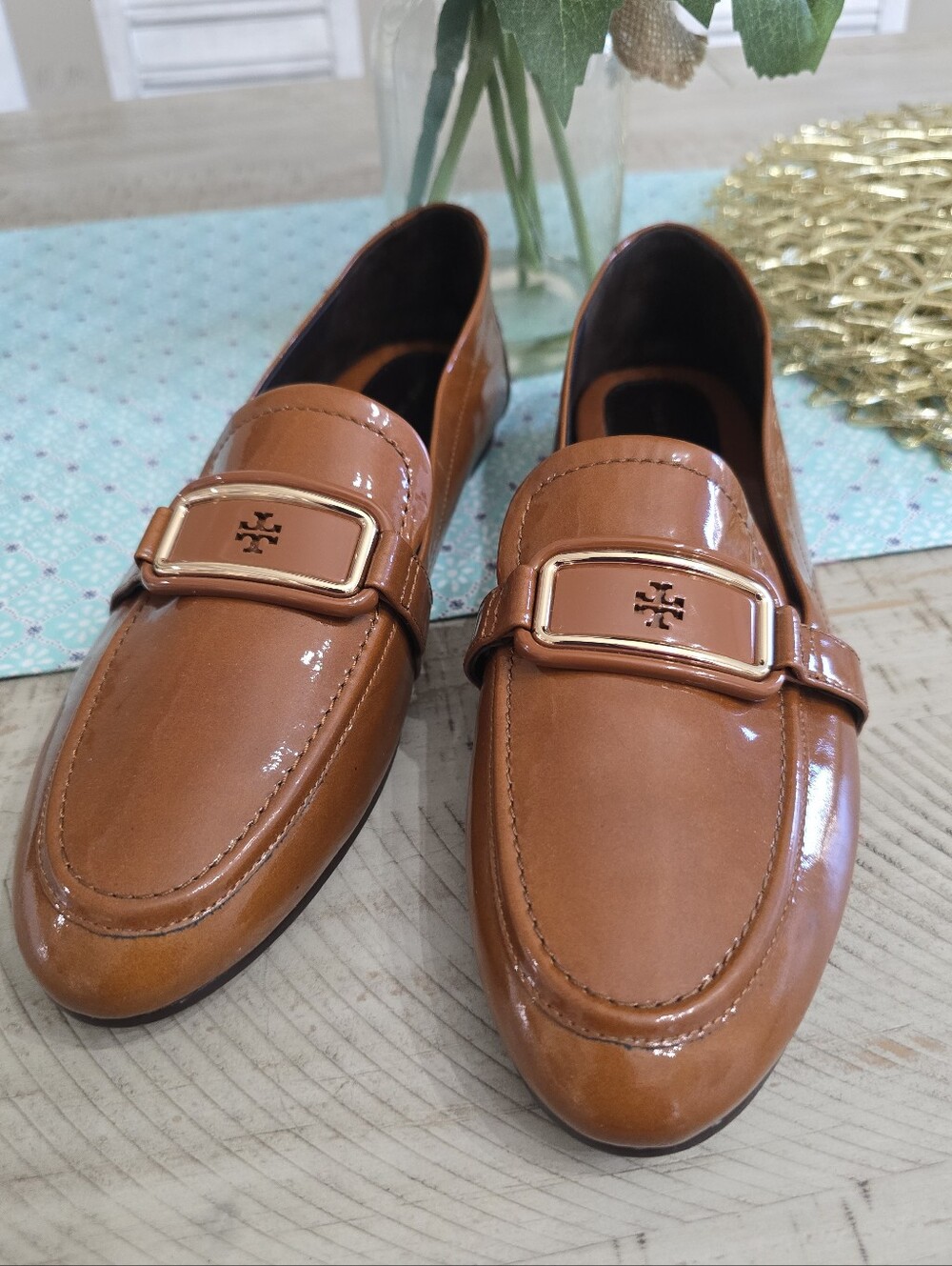 Tory Burch Women's Patent Leather Loafers in Tan